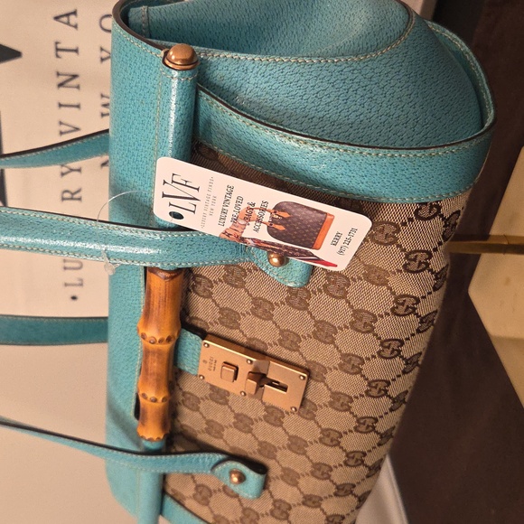 Gucci Vintage 1990s ultra rare limited edition turquoise Bamboo Bullet Bag - Picture 3 of 17